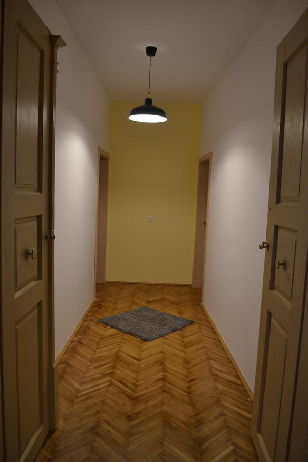 Casa Krone - Piata Sfatului Braşov Exterior foto