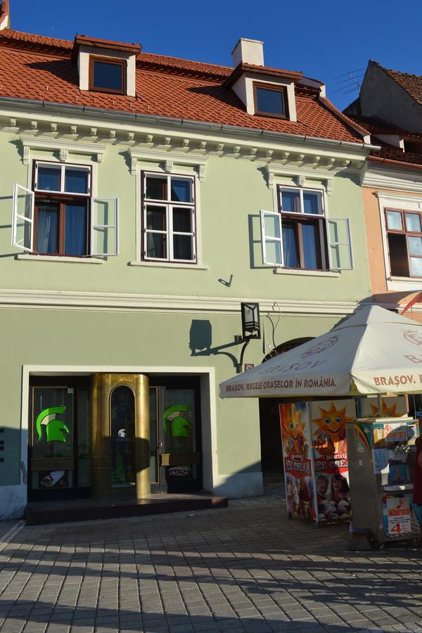 Casa Krone - Piata Sfatului Braşov Exterior foto