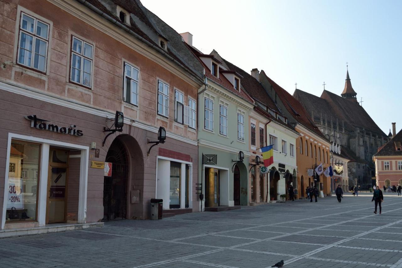 Casa Krone - Piata Sfatului Braşov Exterior foto